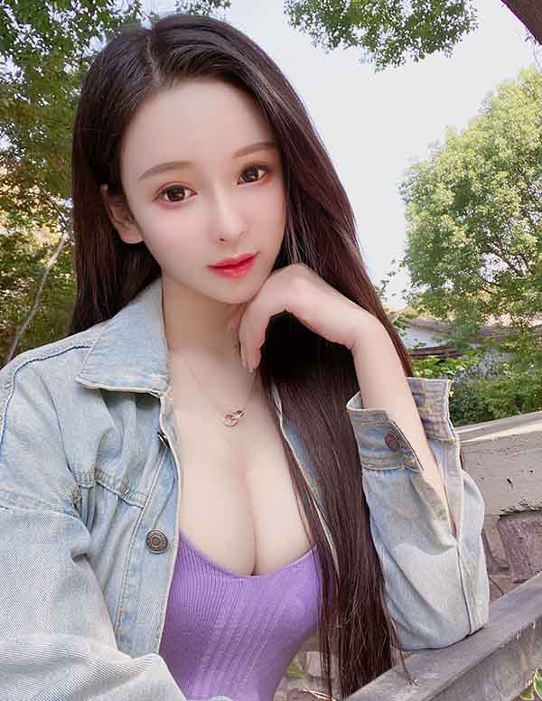 新加坡模特预约微信