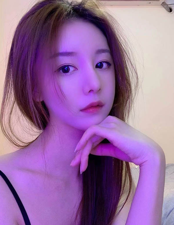 巴黎外围女经纪人